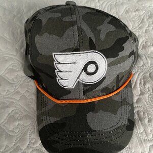 NWOT Flyers Baseball Hat